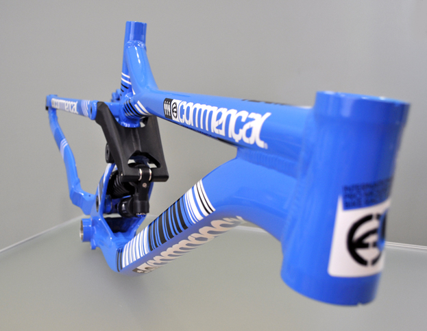 commencal_frame_02